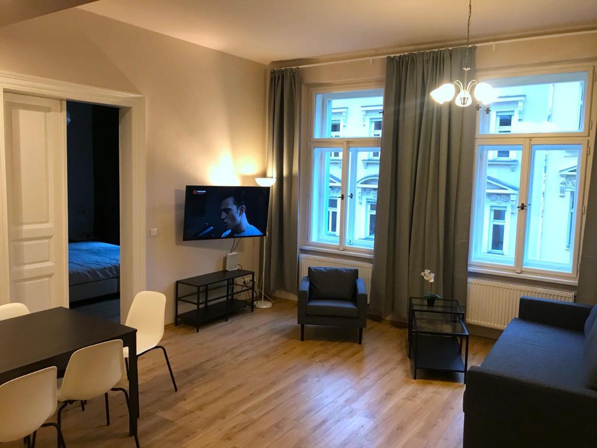 Valentine'S National Museum Apartments Πράγα Εξωτερικό φωτογραφία