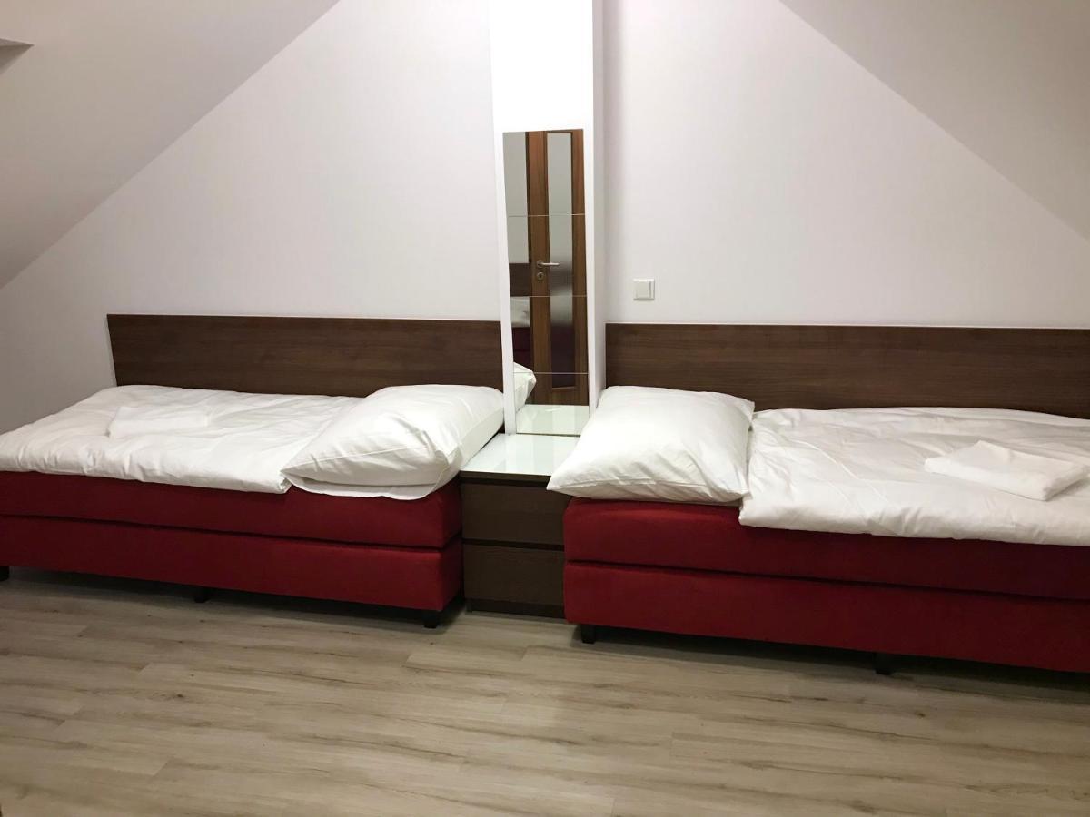 Valentine'S National Museum Apartments Πράγα Εξωτερικό φωτογραφία